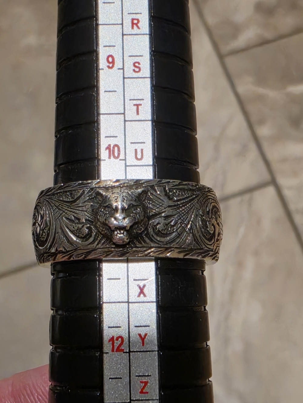 Gucci Polished 925 Silver Logo Band -Unisex SIZE 11.
